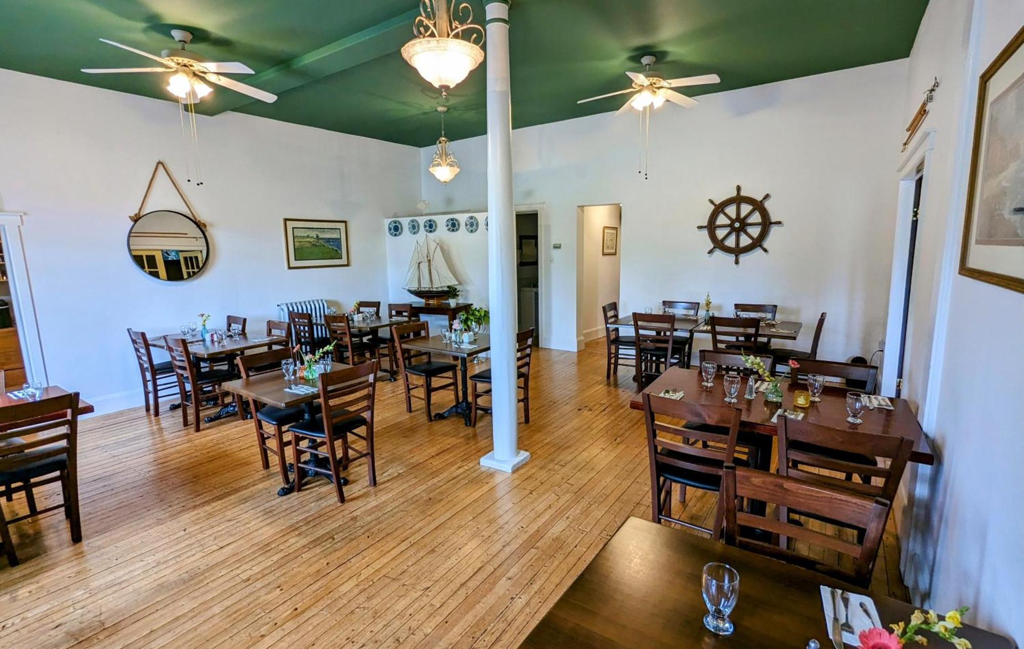 The Georgetown Inn エクステリア 写真